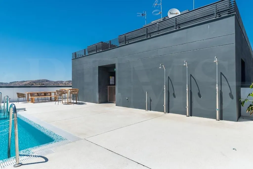 Urban Sky Apartment With Parking & Gym By Rems Malaga