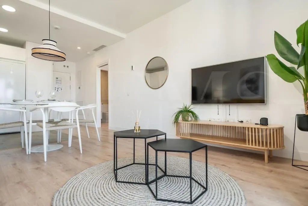 Urban Sky Apartment With Parking & Gym By Rems Malaga 0*,